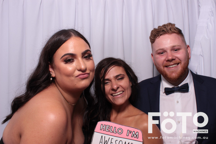 Diandra and Nick’s Wedding | View more photos from the event at gallery.fotomachines.com.au/u/FOTOMachines/Diandra-and-Nick’s-Wedding